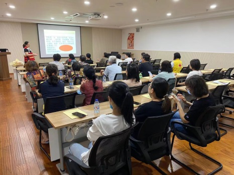 C:\Users\DELL\Desktop\6.17区红会下来老师 老年人介护培训\照片\64b1de426f519b816aeeb2606500146.jpg