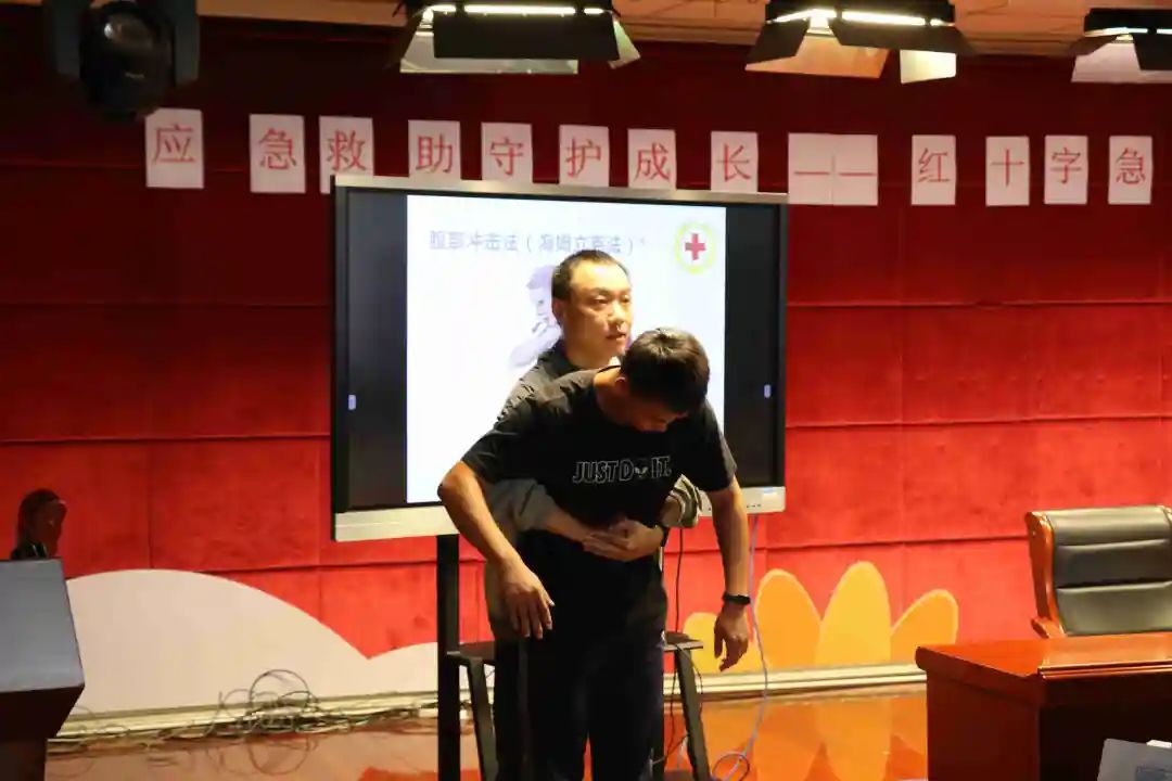 d0cb851b3c7843cc.jpg