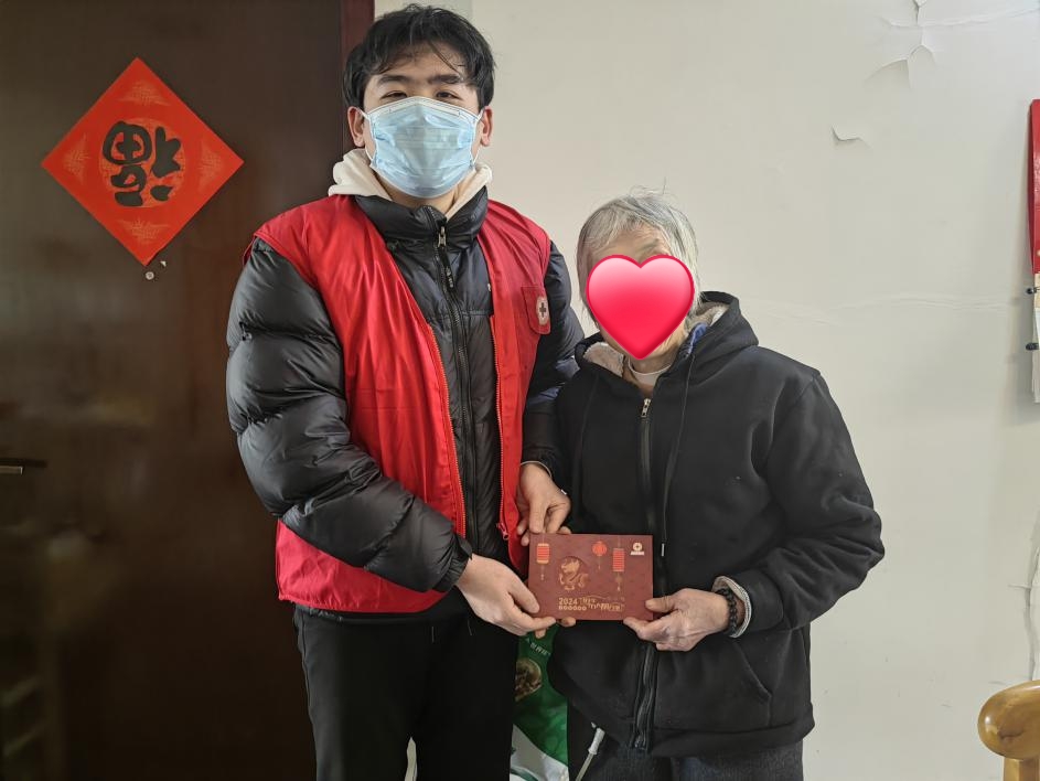 be05321f3c08055f_副本.jpg