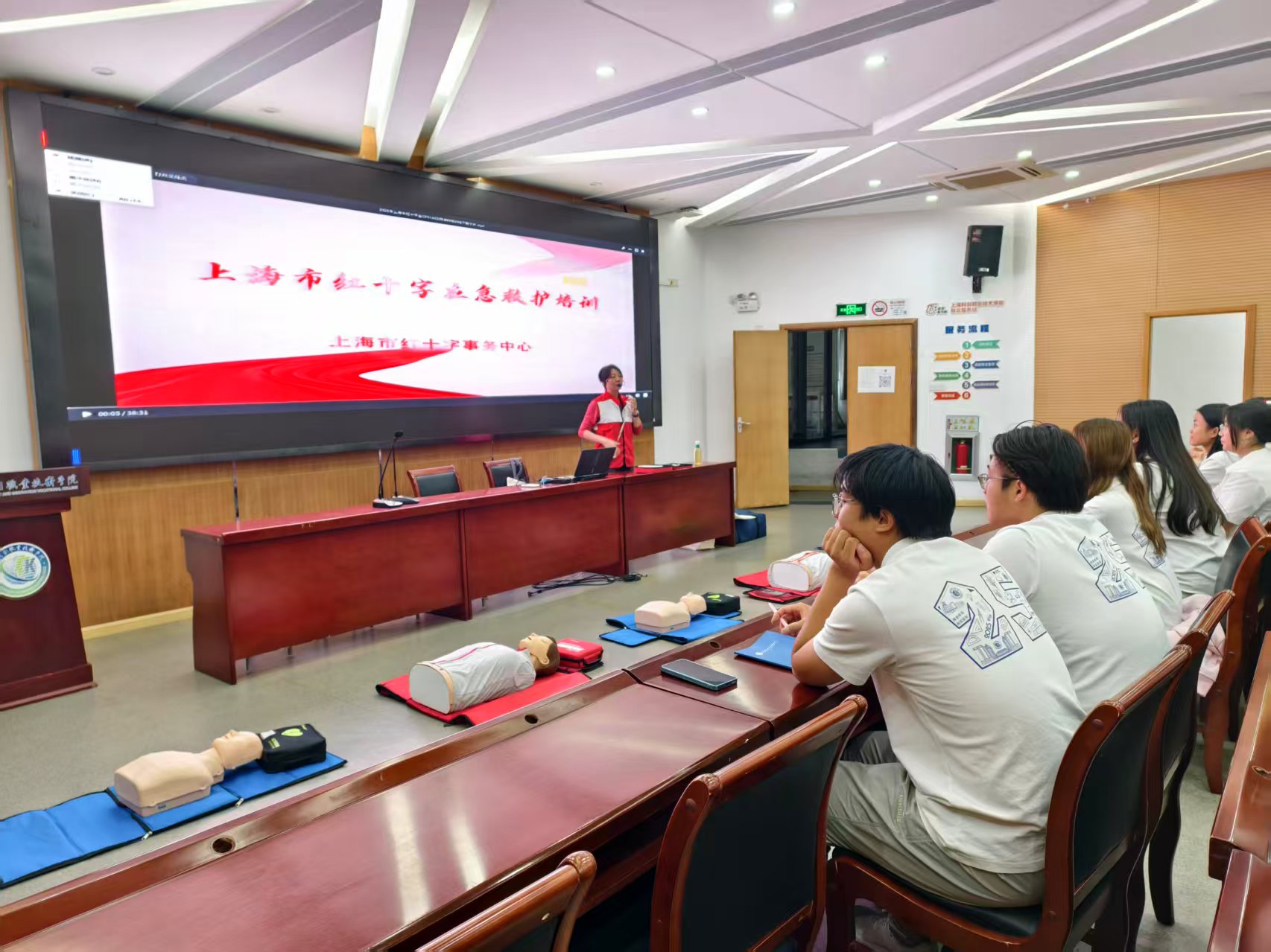 微信图片_20251022095151.jpg 微信图片_20251022095151.jpg