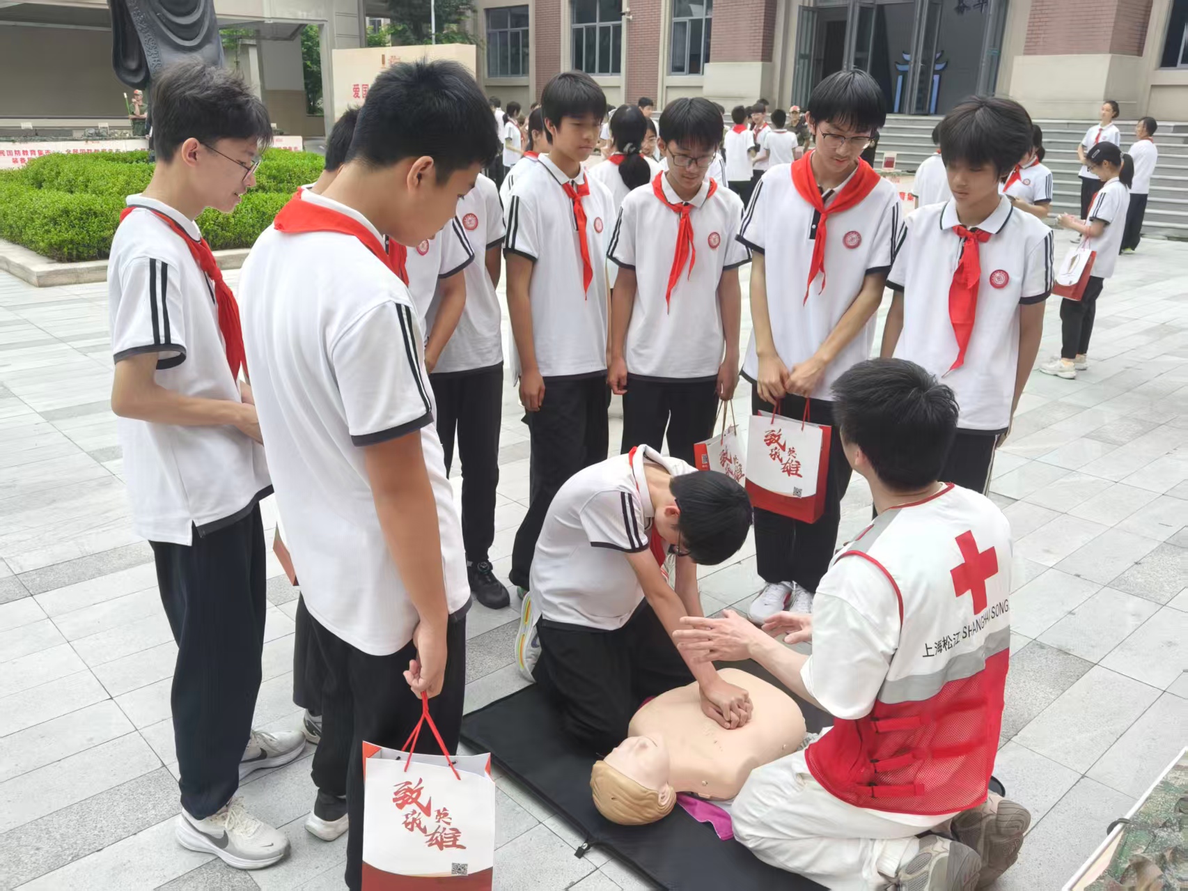 微信图片_20260603145425_484_156.jpg 微信图片_20260603145425_484_156.jpg